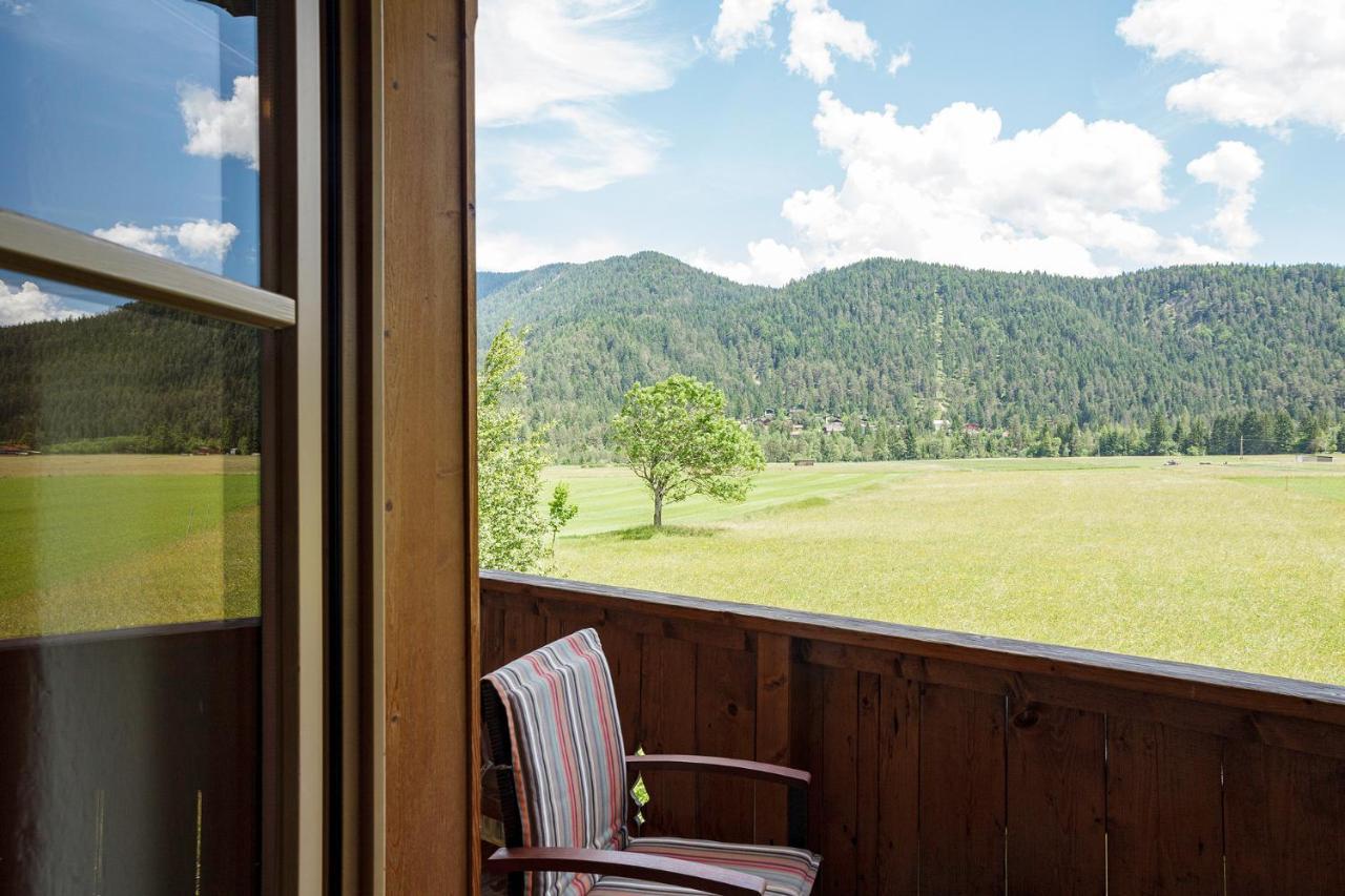 Landhaus Lindl - Ein ruhiges Platzl zum Wohlfühlen Leutasch Exterior foto